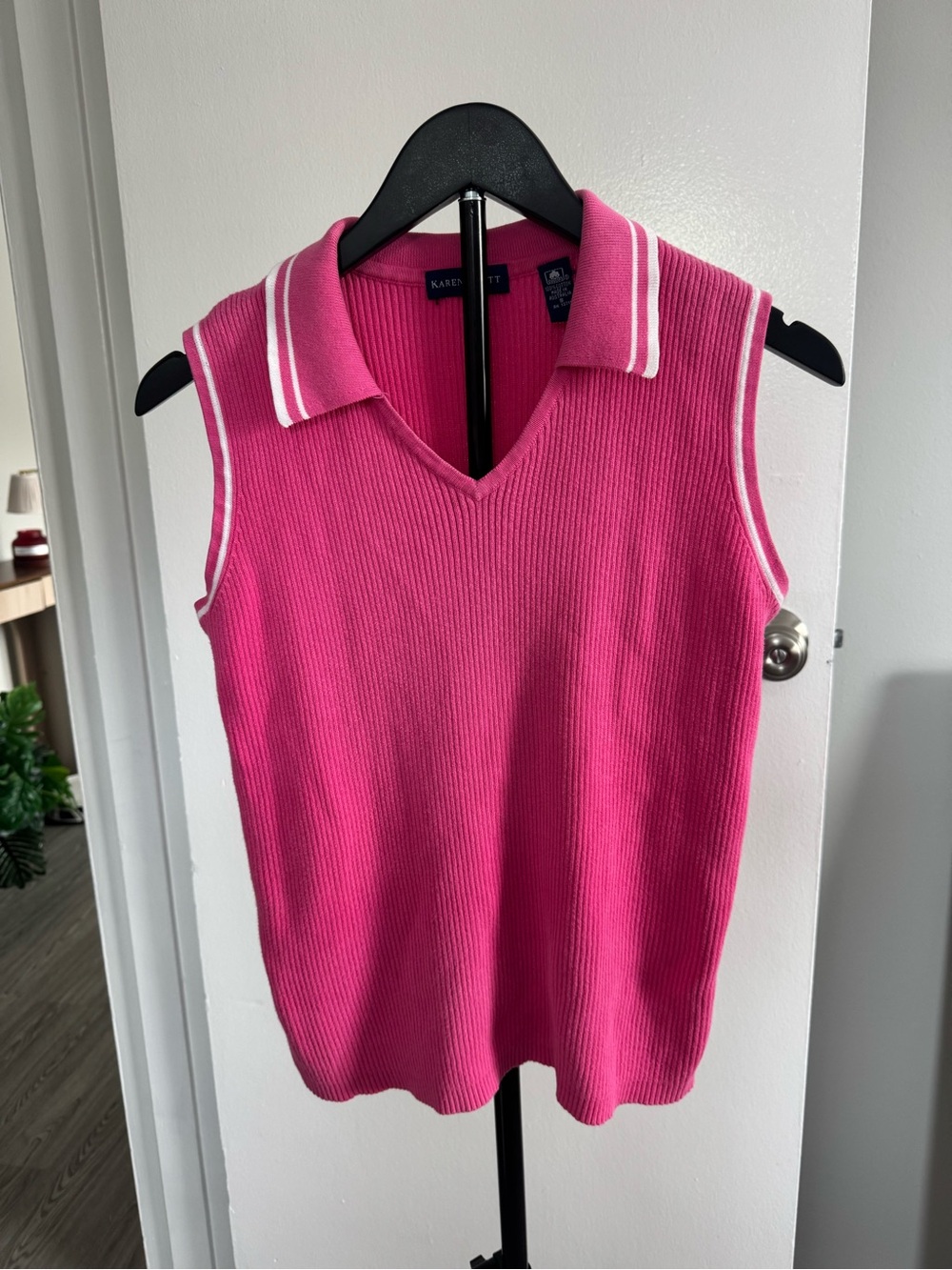 Karen Scott Ribbed Sleeveless Polo Sweater Top – Women’s Small